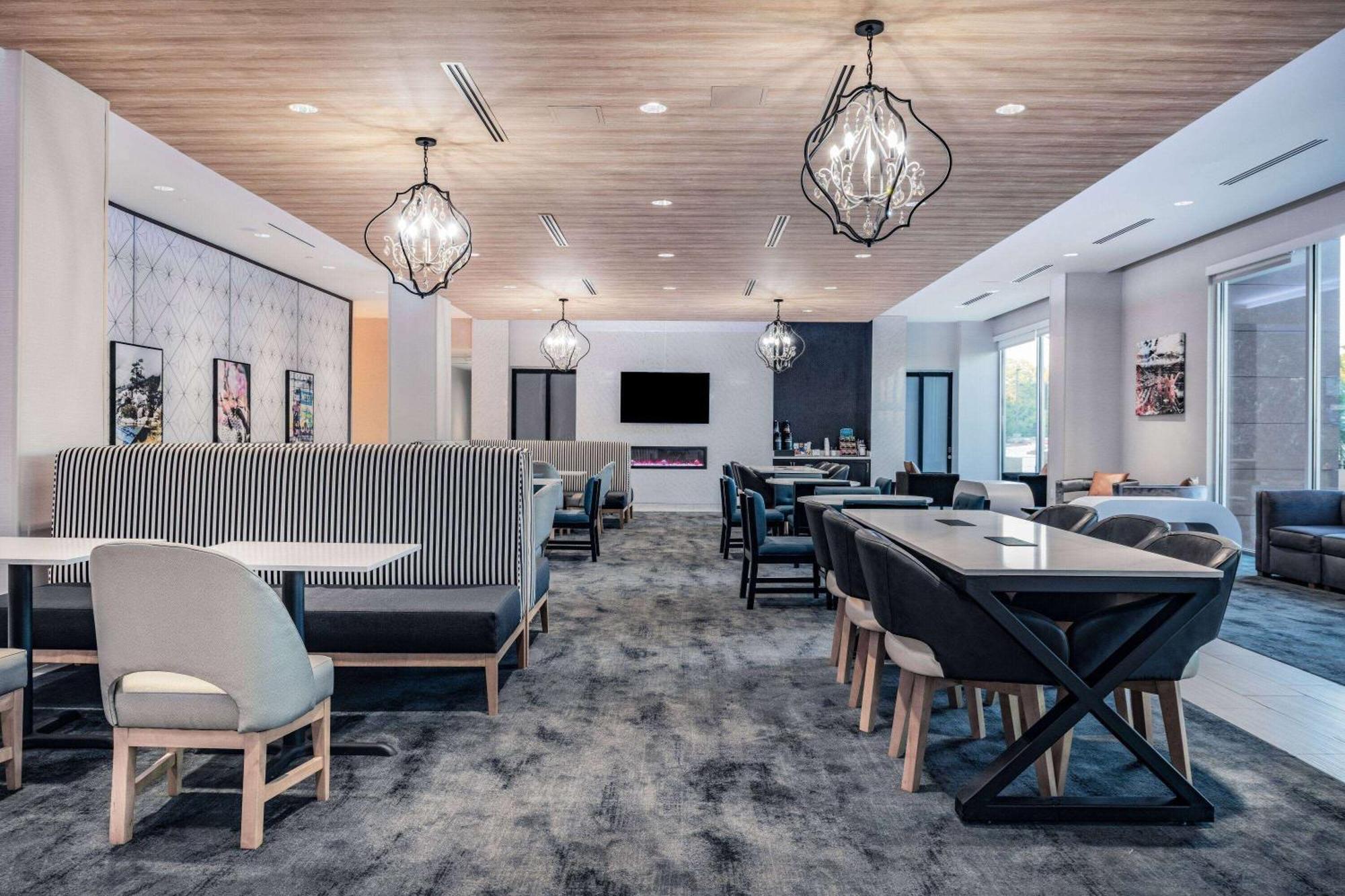 La Quinta Inn & Suites By Wyndham Yucaipa Экстерьер фото
